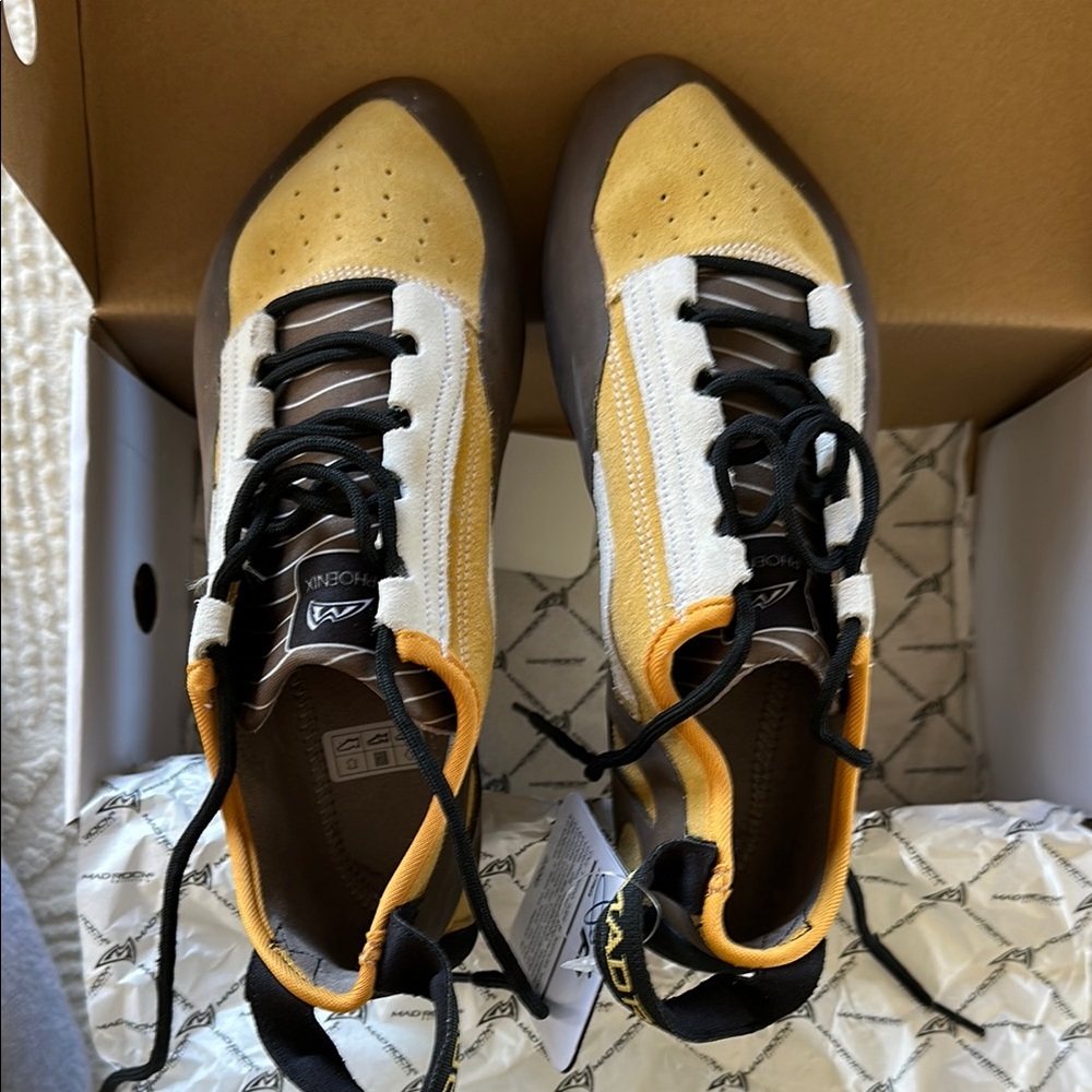 Mad Rock Pheonix Climbing Shoes size 9